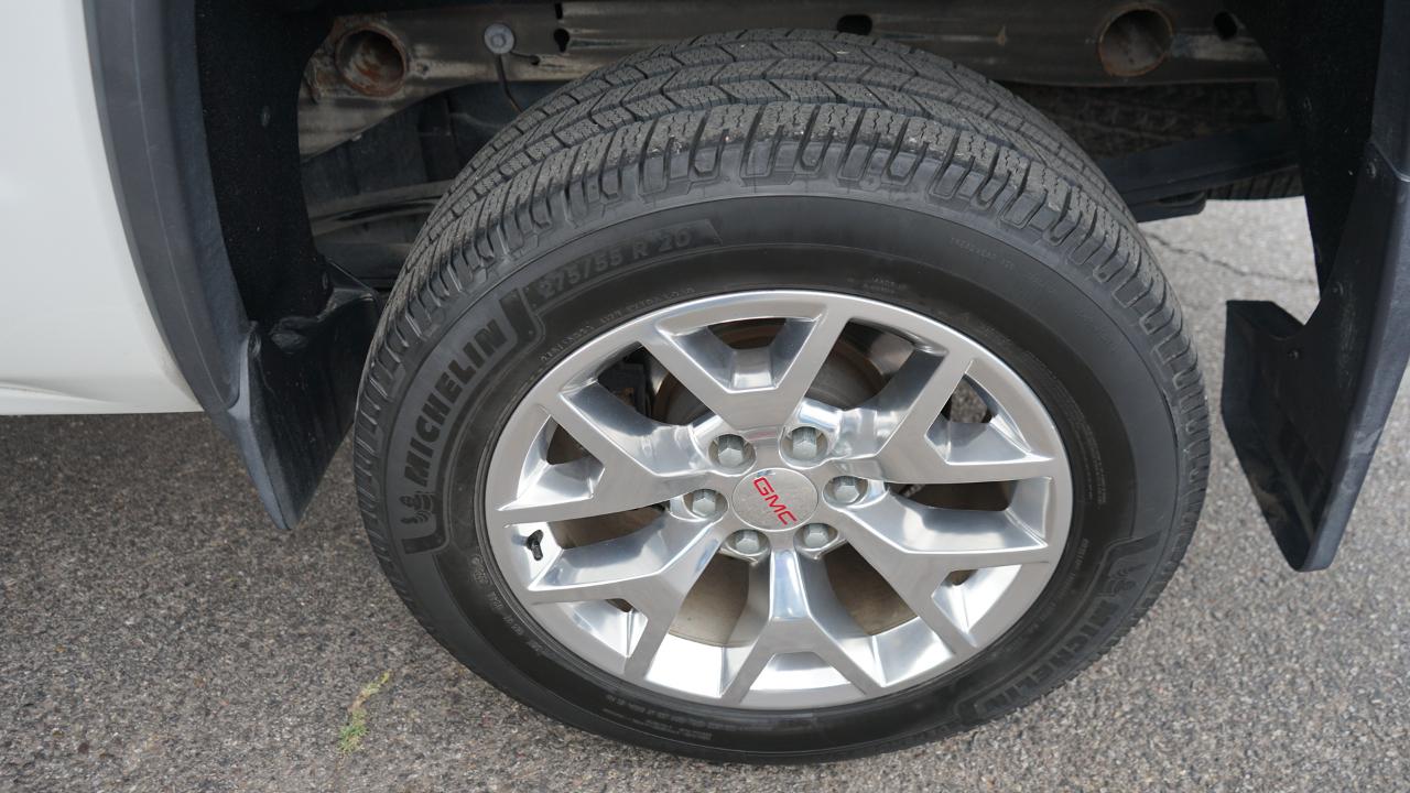 GMC Sierra 1500 4WD Crew Cab 143.5" SLT 2017