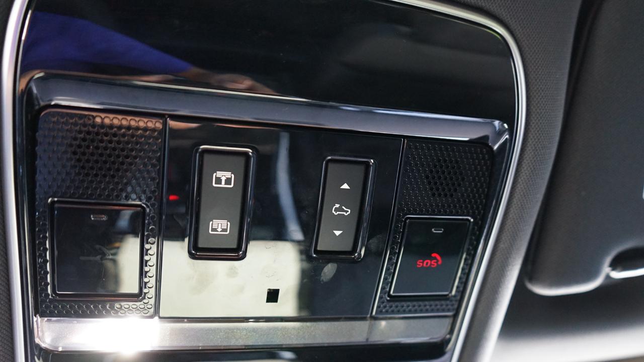 Land Rover Range Rover Sport P360 SE 2025