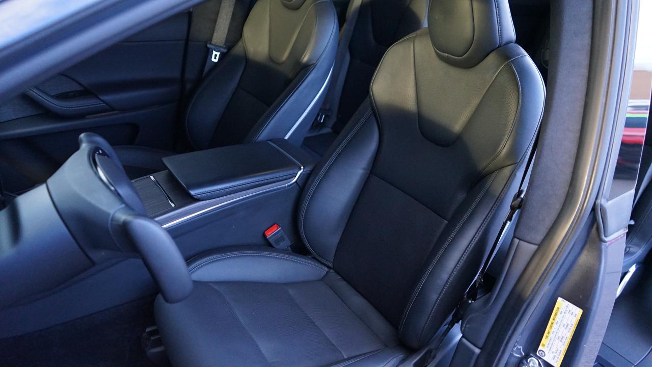 Tesla Model X AWD 2023