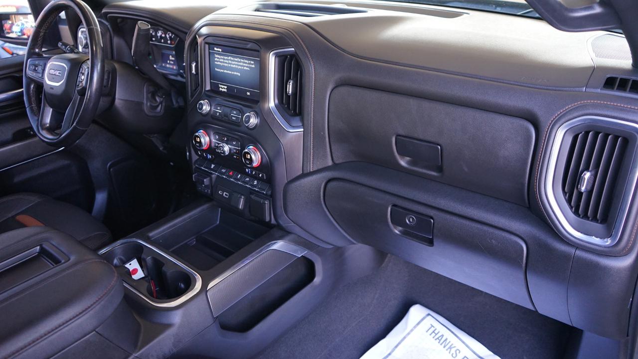 GMC Sierra 2500HD 4WD Crew Cab 159" AT4 2022