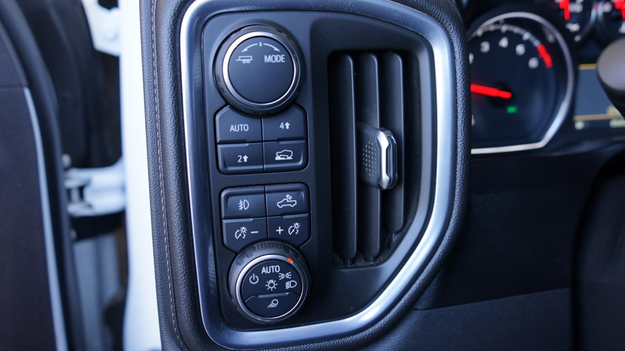 Chevrolet Silverado 1500 4WD Crew Cab 147" LTZ 2020