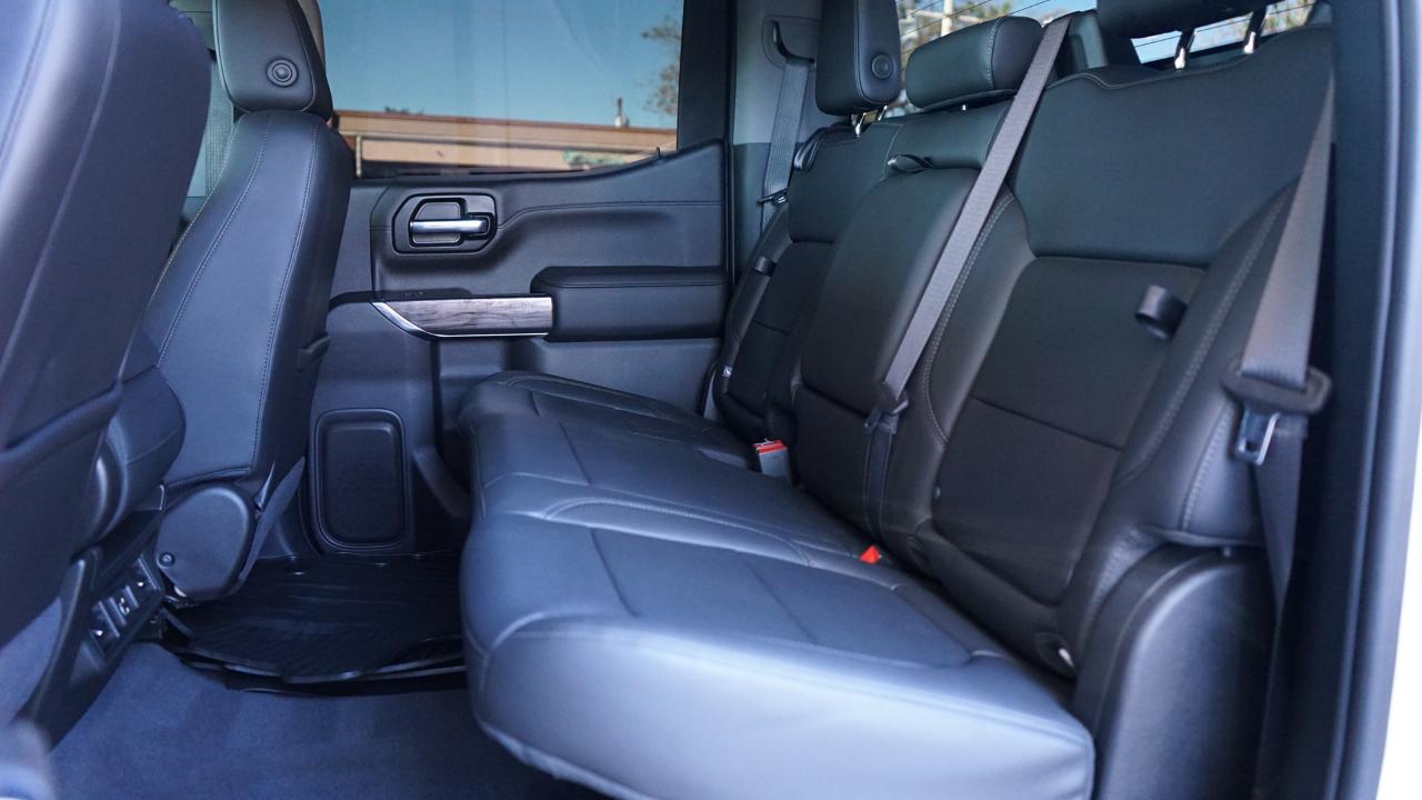 Chevrolet Silverado 1500 4WD Crew Cab 147" LTZ 2020