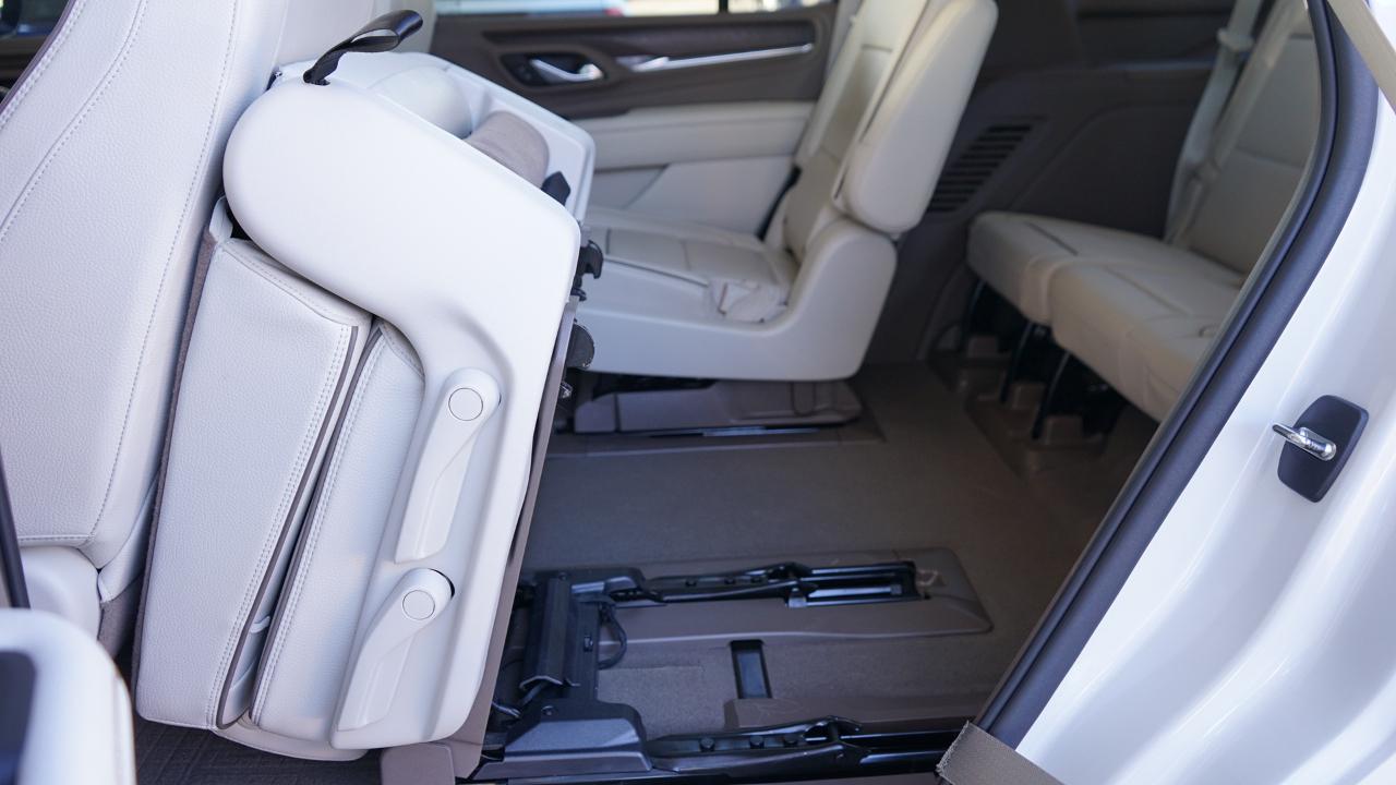 GMC Yukon 4WD 4dr Denali 2023