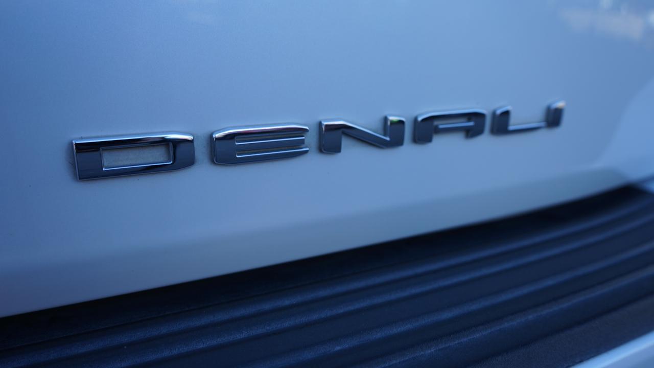 GMC Yukon 4WD 4dr Denali 2023