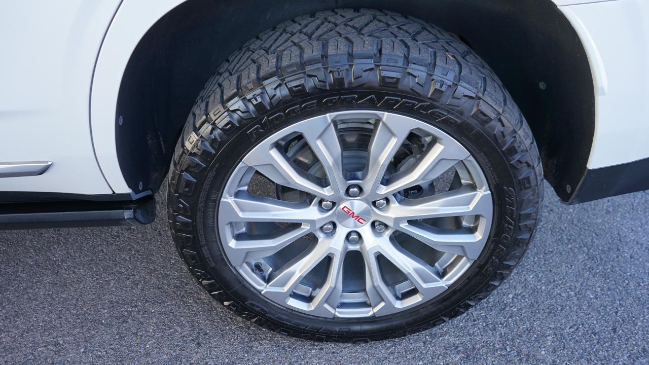 GMC Yukon 4WD 4dr Denali 2023