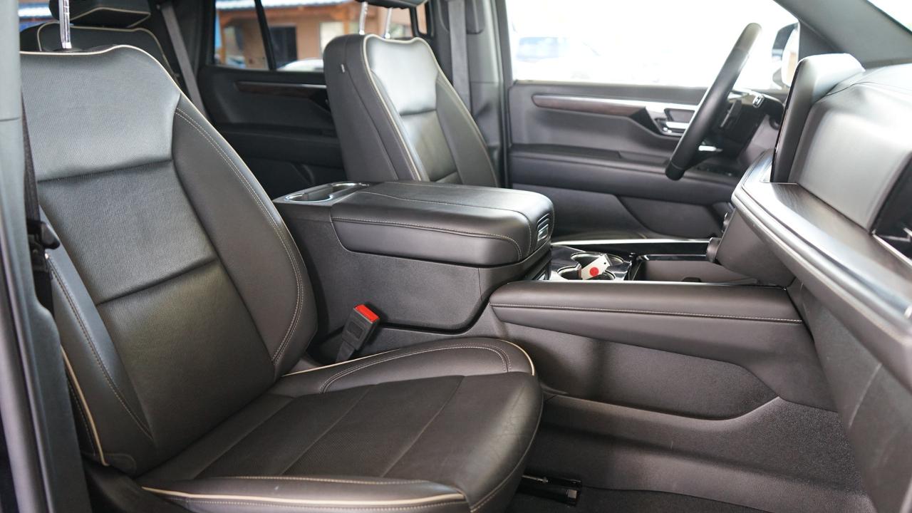 Chevrolet Tahoe 4WD 4dr Premier 2025