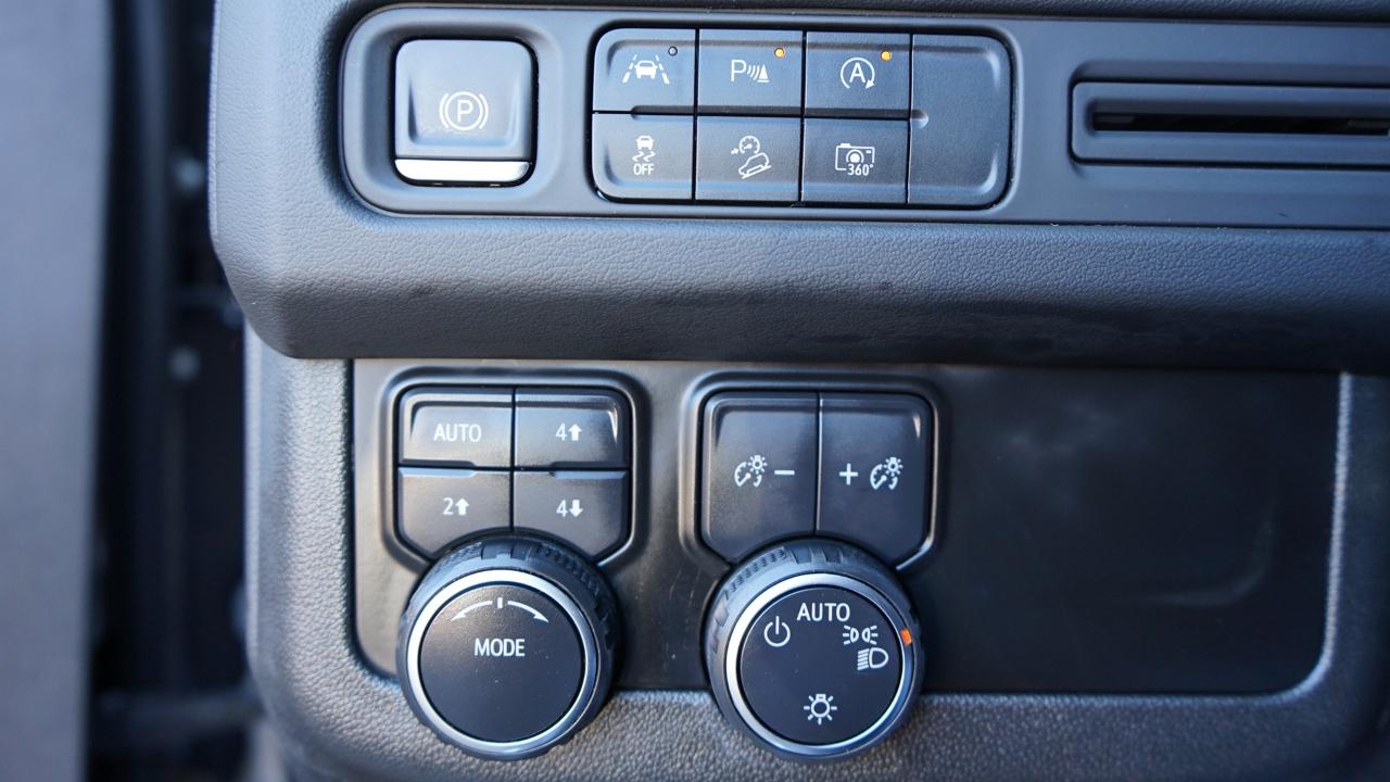 Chevrolet Tahoe 4WD 4dr Z71 2023