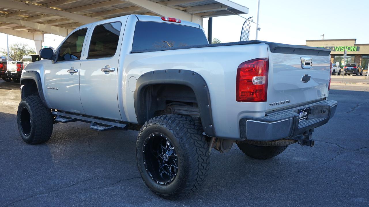 Chevrolet Silverado 1500 4WD Crew Cab 143.5" LT 2012