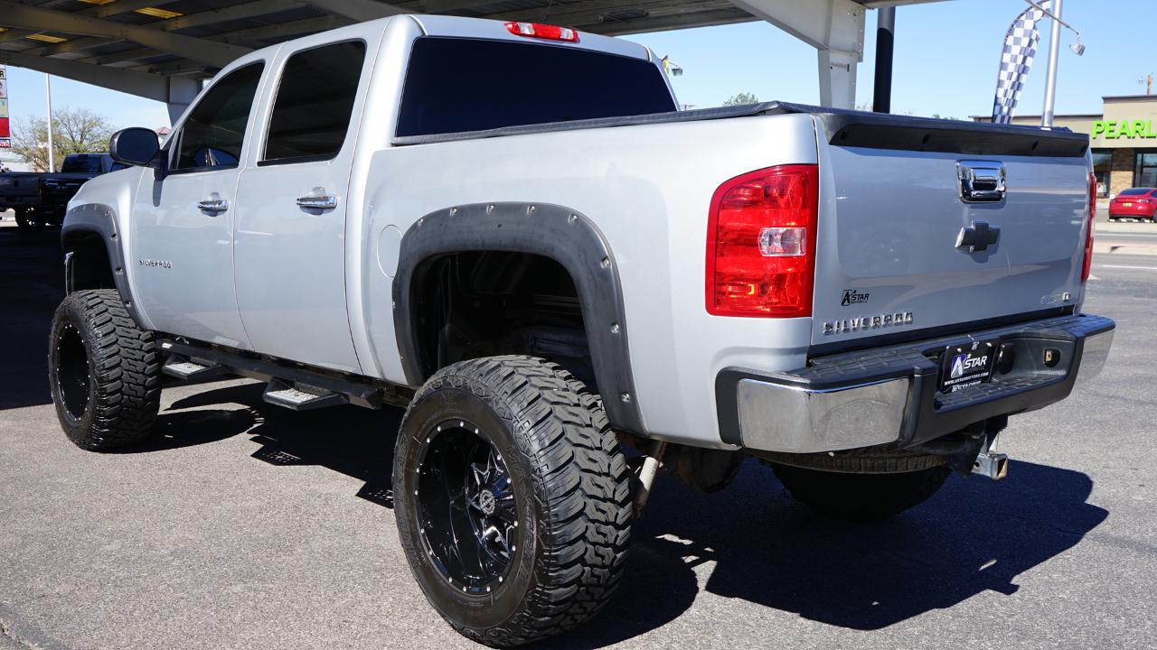 Chevrolet Silverado 1500 4WD Crew Cab 143.5" LT 2012