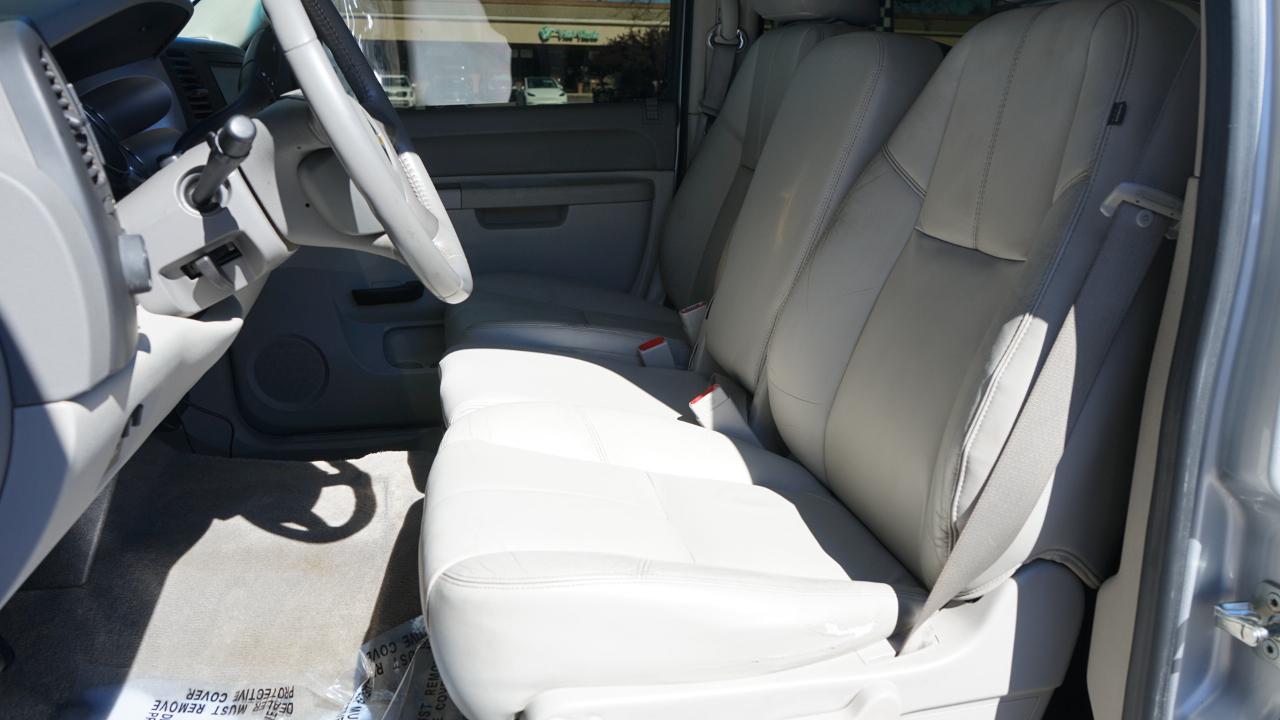 Chevrolet Silverado 1500 4WD Crew Cab 143.5" LT 2012