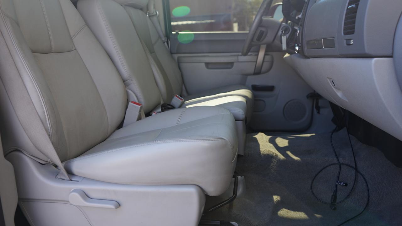 Chevrolet Silverado 1500 4WD Crew Cab 143.5" LT 2012