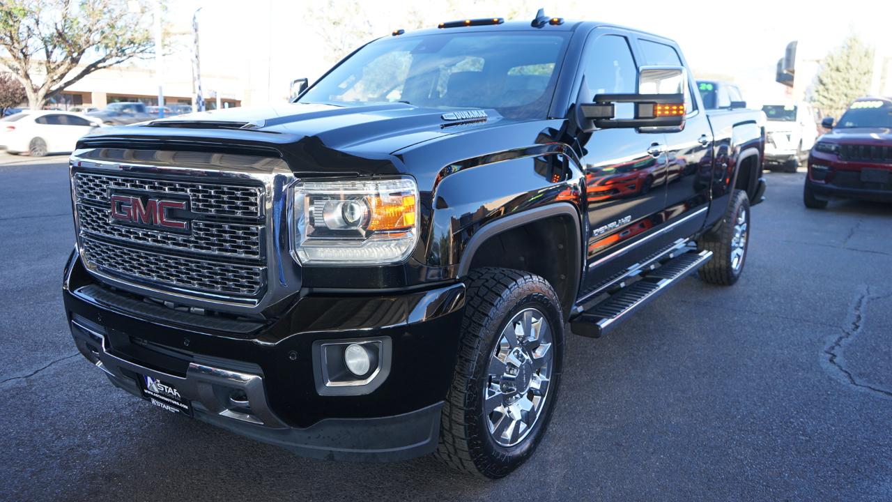 GMC Sierra 2500HD 4WD Crew Cab 153.7" Denali 2019