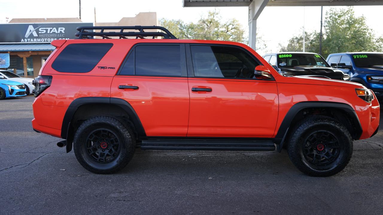 Toyota 4Runner TRD Pro 4WD (Natl) 2023