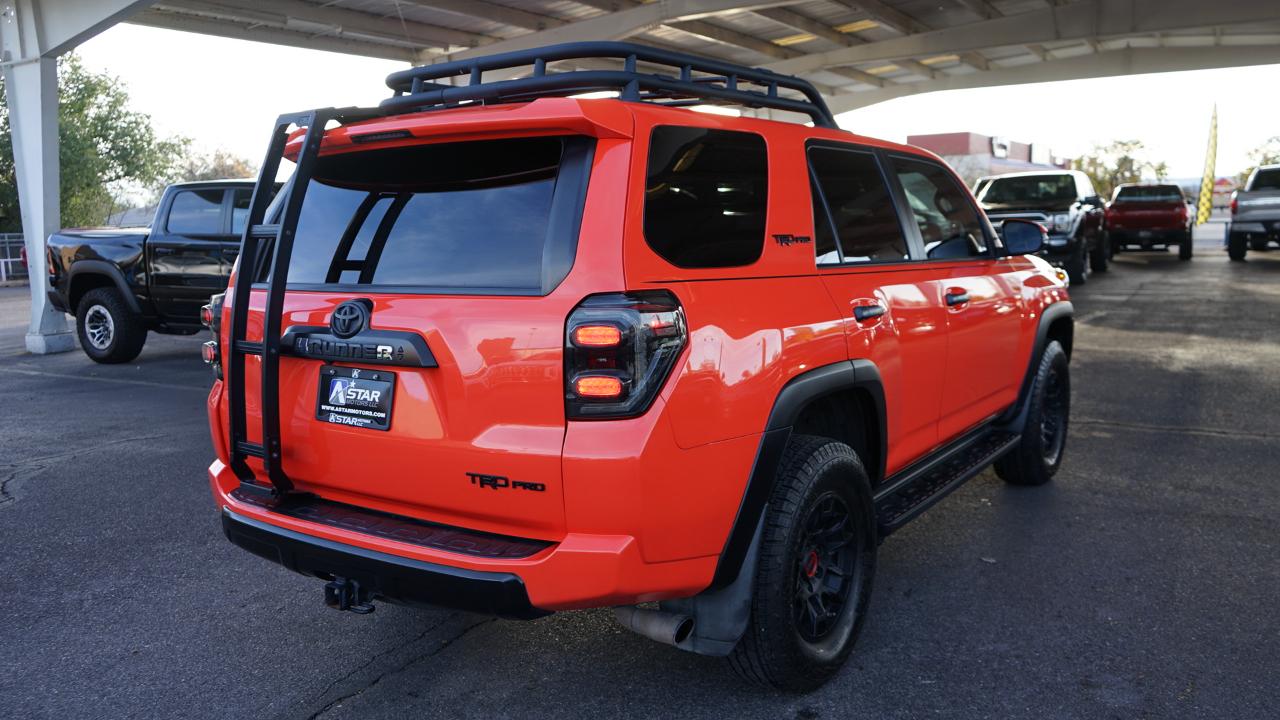 Toyota 4Runner TRD Pro 4WD (Natl) 2023