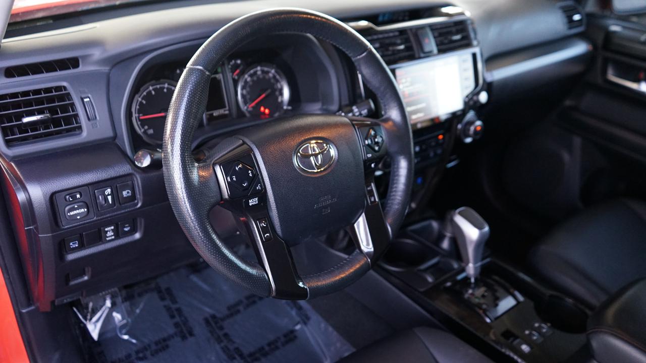 Toyota 4Runner TRD Pro 4WD (Natl) 2023
