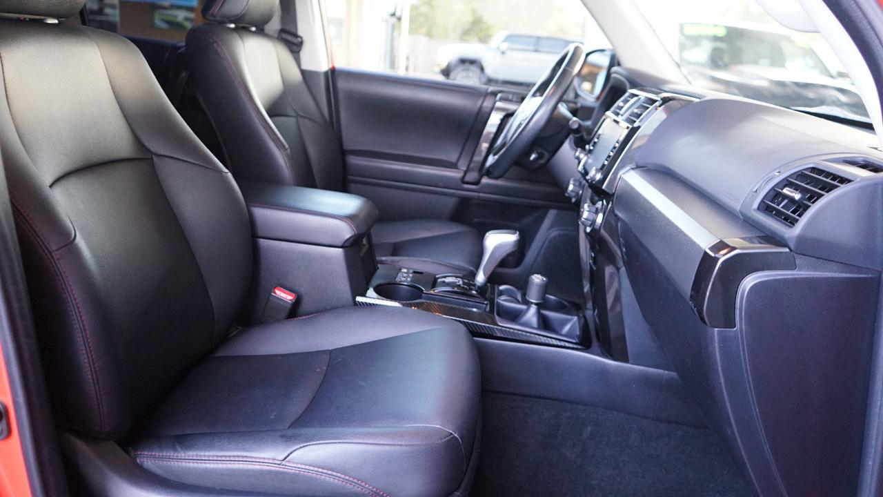 Toyota 4Runner TRD Pro 4WD (Natl) 2023