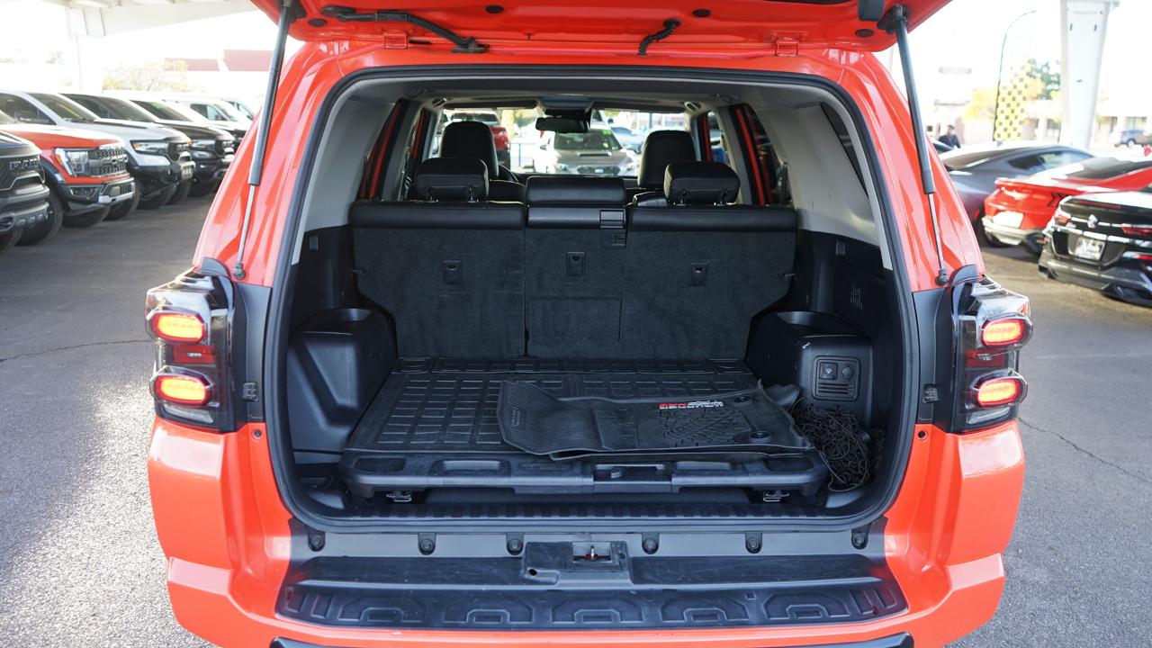 Toyota 4Runner TRD Pro 4WD (Natl) 2023