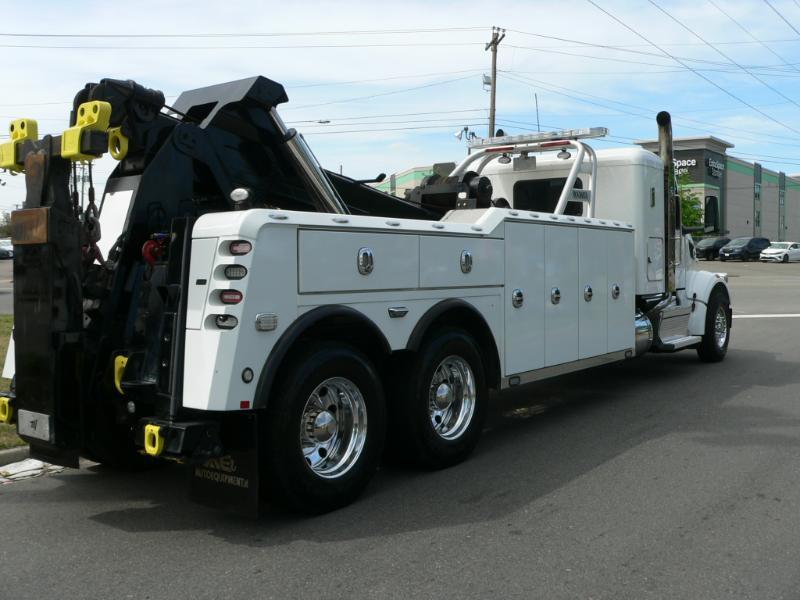 Peterbilt 567  2025