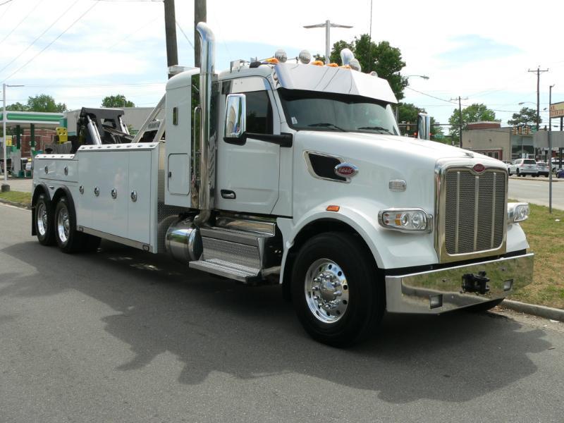 Peterbilt 567  2025