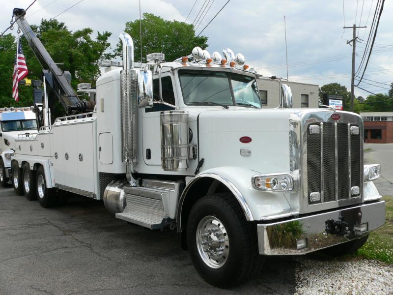 Peterbilt 589  2024