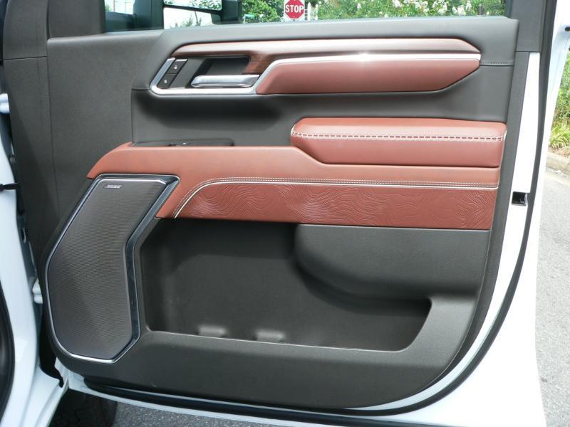 GMC Sierra 2500HD Denali Ultimate Crew Cab 4WD 2026