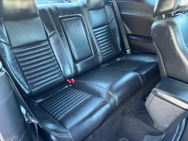 Dodge Challenger SXT 2013