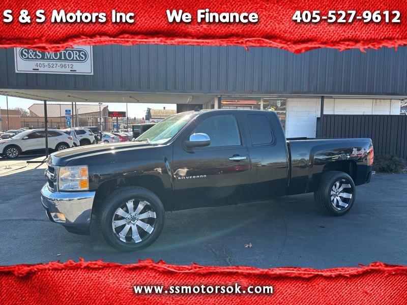 2013 Chevrolet Silverado 1500 LT Ext. Cab Long Box 4WD