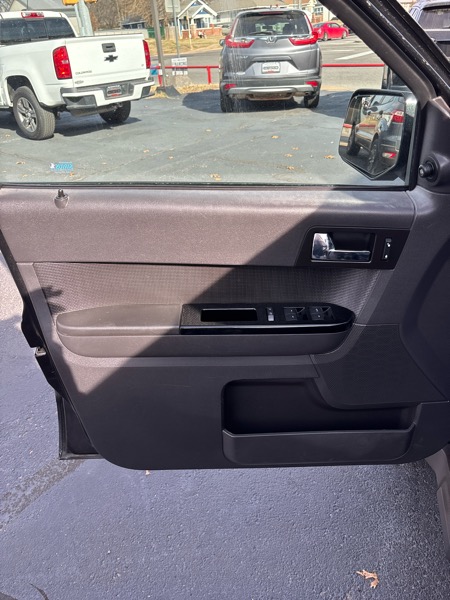 Ford Escape Limited FWD 2011