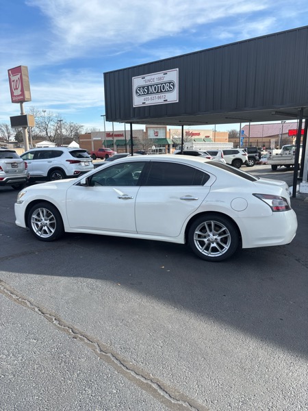 Nissan Maxima SV 2014