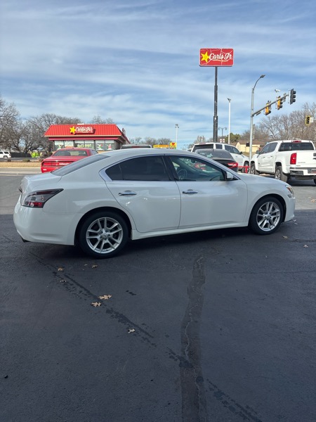 Nissan Maxima SV 2014
