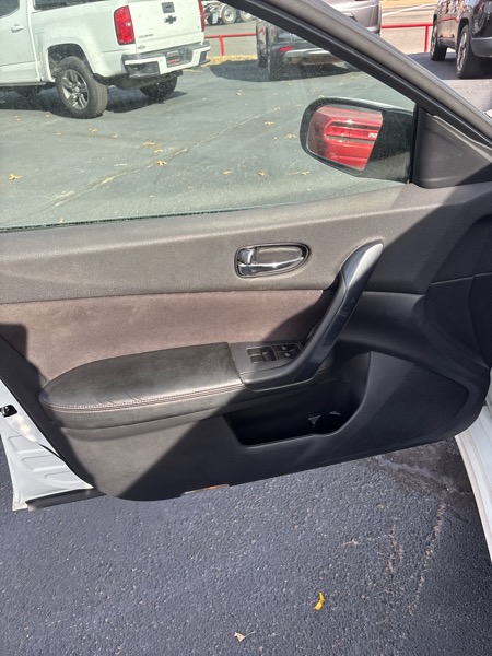 Nissan Maxima SV 2014