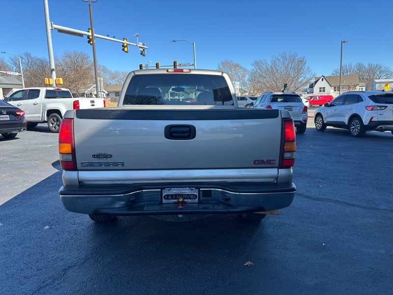 GMC Sierra 1500 SL Ext. Cab Short Bed 2WD 2002