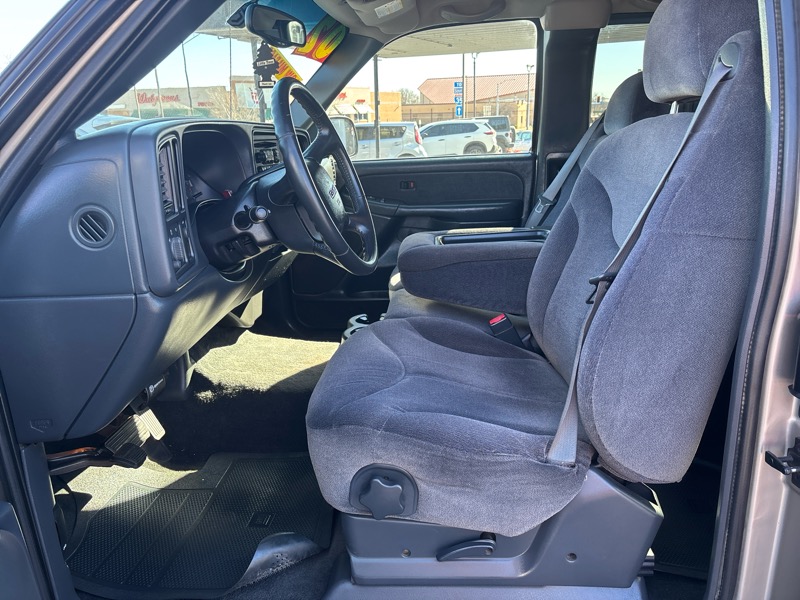 GMC Sierra 1500 SL Ext. Cab Short Bed 2WD 2002