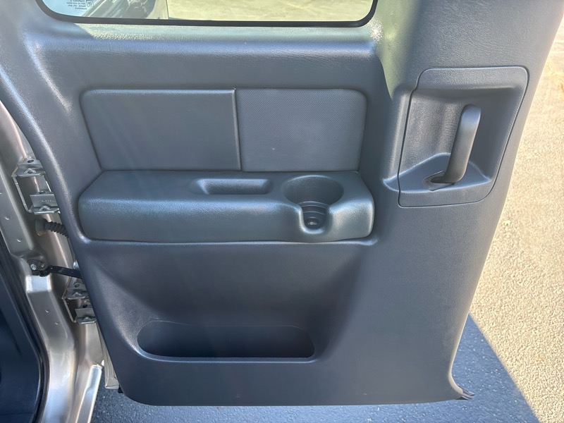 GMC Sierra 1500 SL Ext. Cab Short Bed 2WD 2002