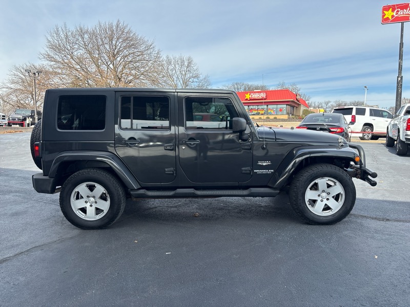 Jeep Wrangler Unlimited Sahara 4WD 2010