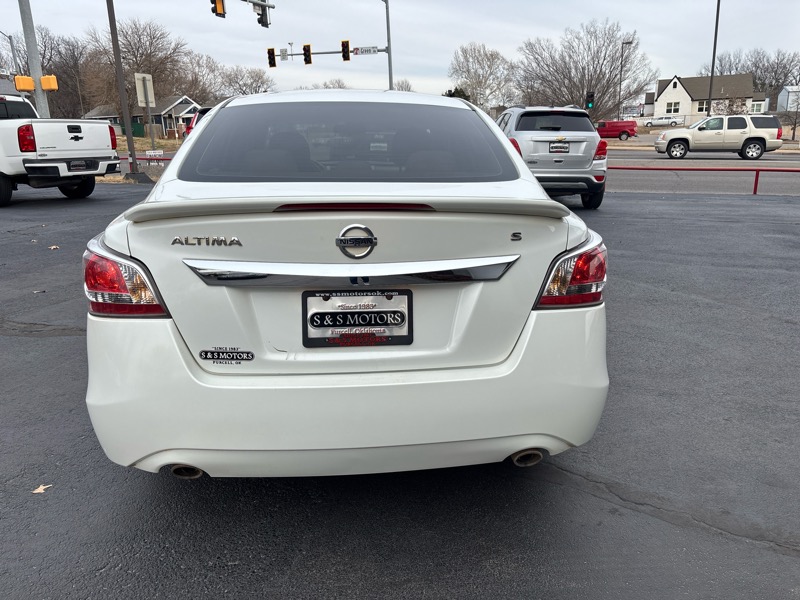 Nissan Altima 2.5 SV 2015