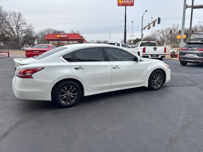Nissan Altima 2.5 SV 2015