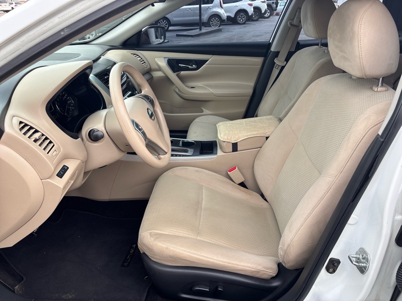 Nissan Altima 2.5 SV 2015