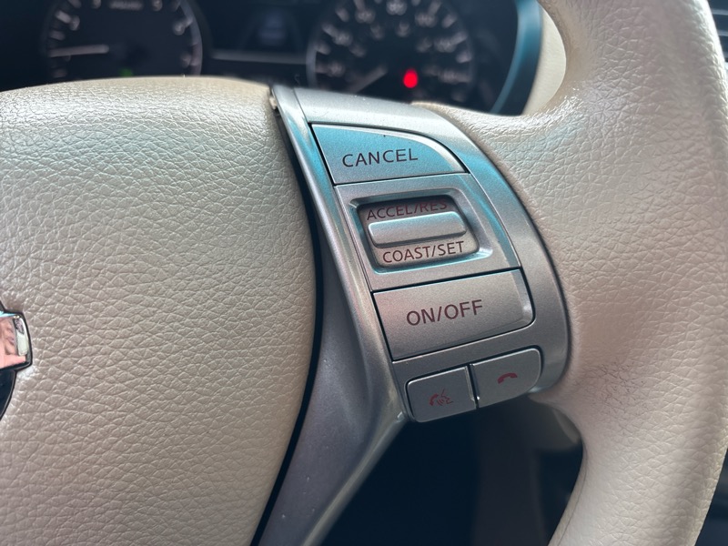 Nissan Altima 2.5 SV 2015