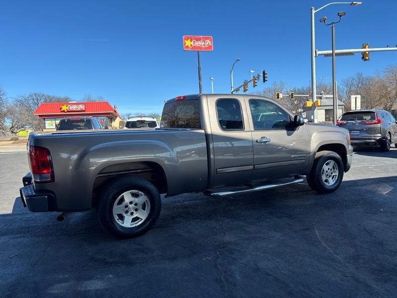 GMC Sierra 1500 SLE Ext. Cab 2WD 2011