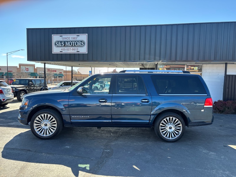Lincoln Navigator L 4WD 2015