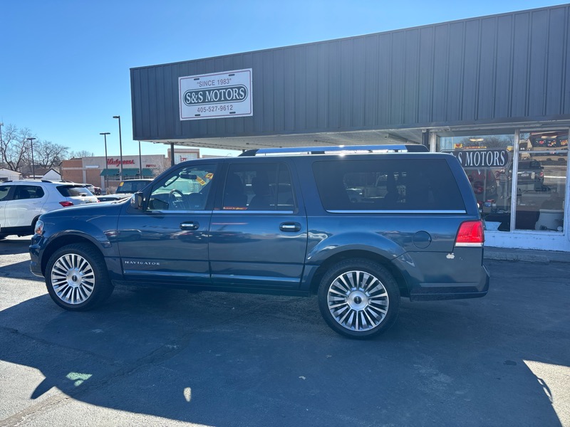 Lincoln Navigator L 4WD 2015