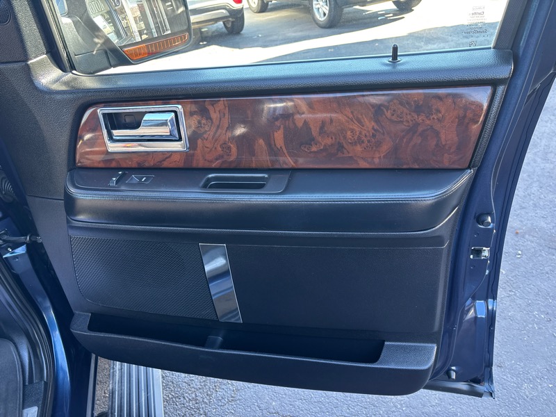 Lincoln Navigator L 4WD 2015