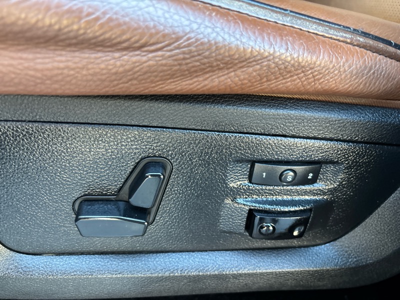 RAM 1500 Longhorn Crew Cab SWB 4WD 2017