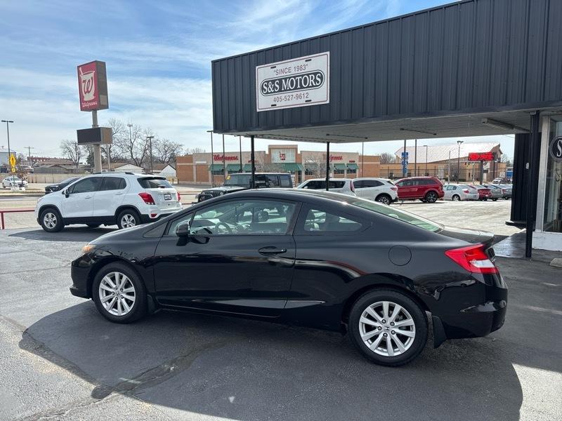 Honda Civic EX Coupe 5-Speed AT 2012