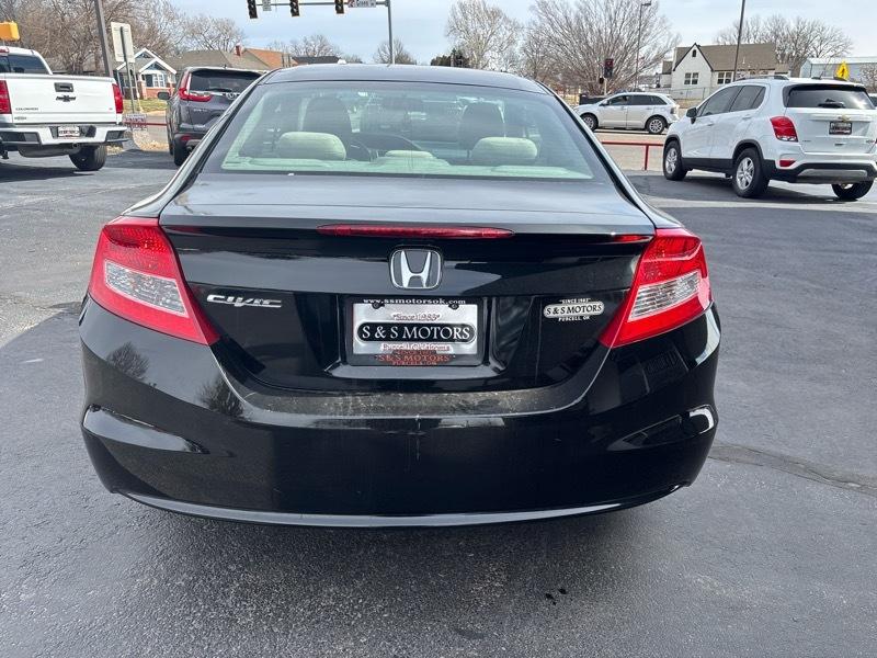 Honda Civic EX Coupe 5-Speed AT 2012