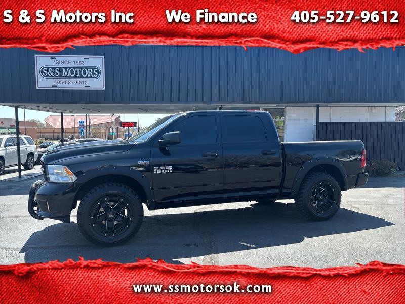 RAM 1500 4WD Crew Cab 149" ST 2013