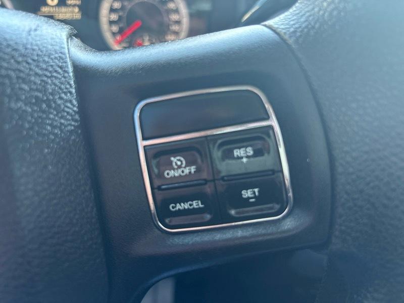 RAM 1500 4WD Crew Cab 149" ST 2013