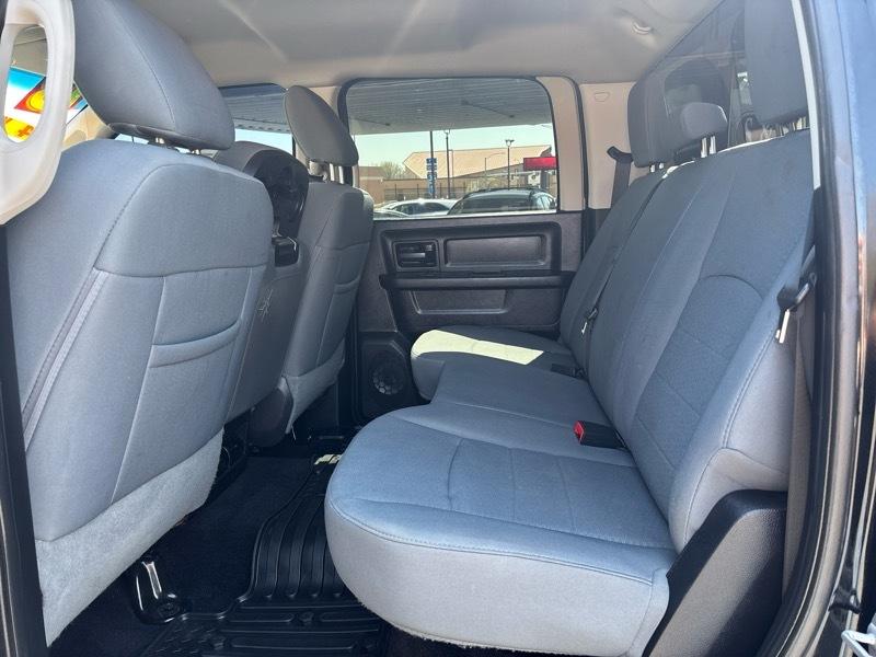 RAM 1500 4WD Crew Cab 149" ST 2013