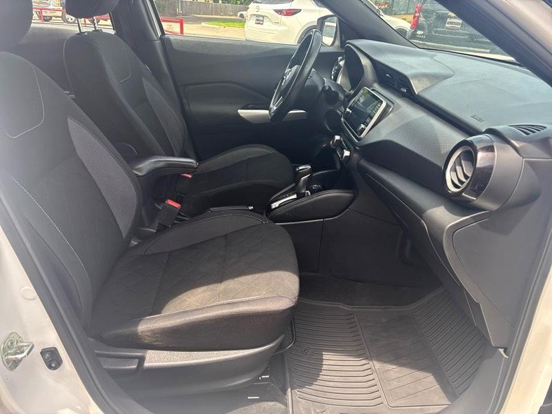 Nissan Kicks SV 2020